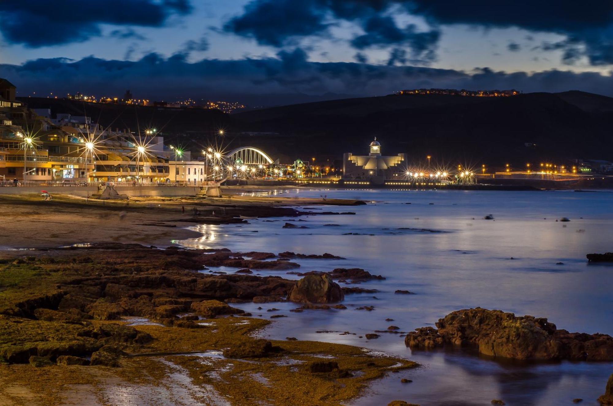 Home2Book Cool Las Canteras Beach Apt Лас-Пальмас-де-Гран-Канария Экстерьер фото