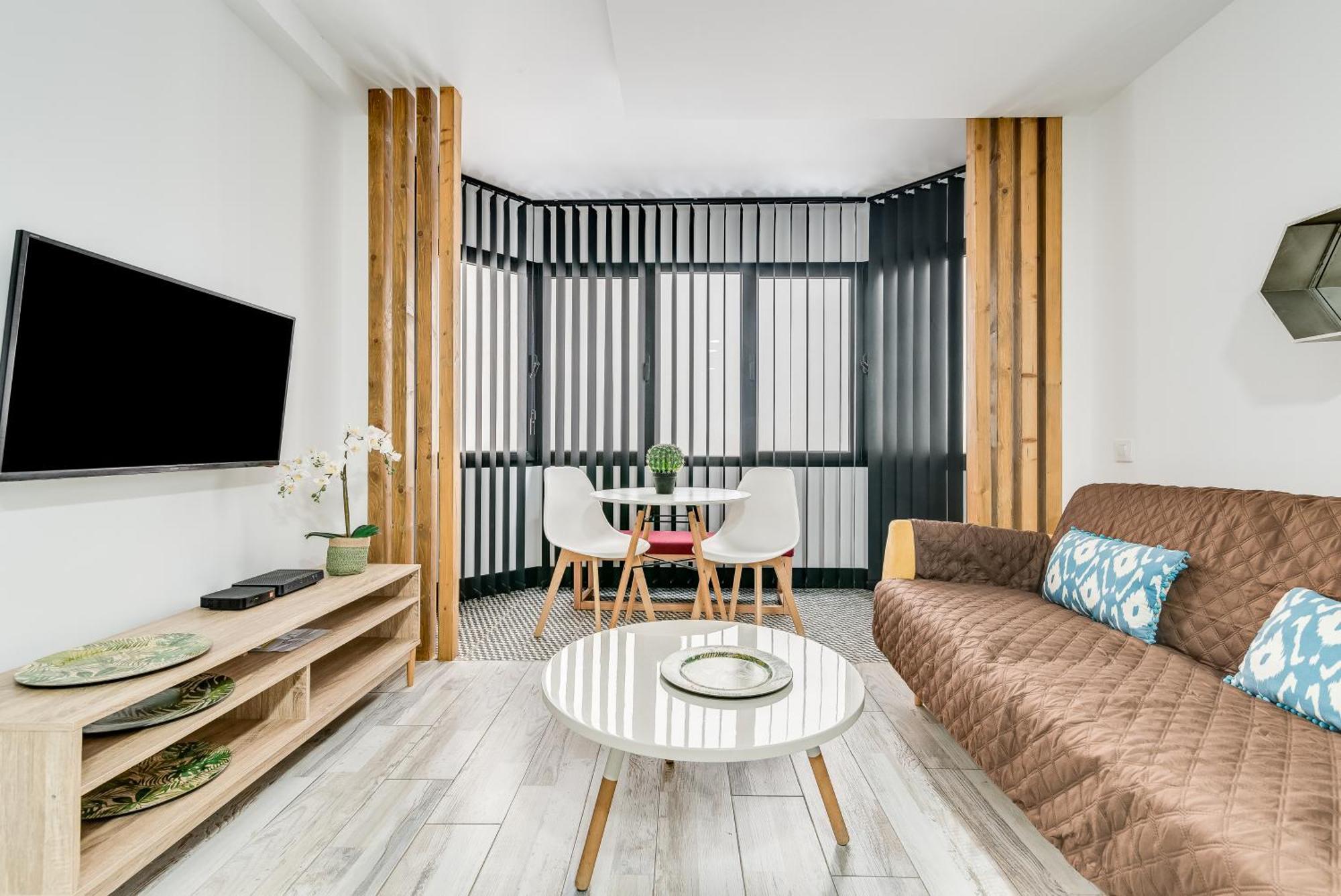 Home2Book Cool Las Canteras Beach Apt Лас-Пальмас-де-Гран-Канария Экстерьер фото